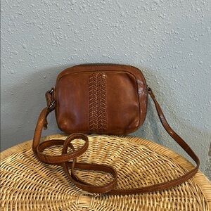 Vilenca Holland Brown Leather Small Crossbody Bag Woven